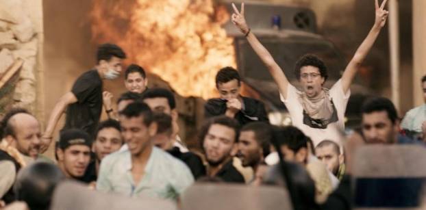 Egyptian Cinema Union ‘proud’ of 'Clash', a film on detainees in police riot truck