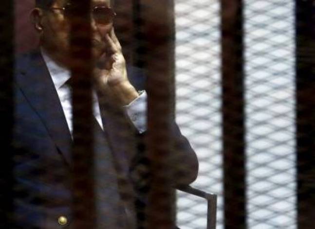 Egypt court sentences government officials to prison over bribery