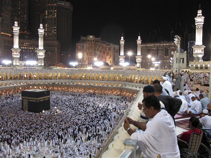 Evacuation of 600 Egyptians due to fire near Mecca