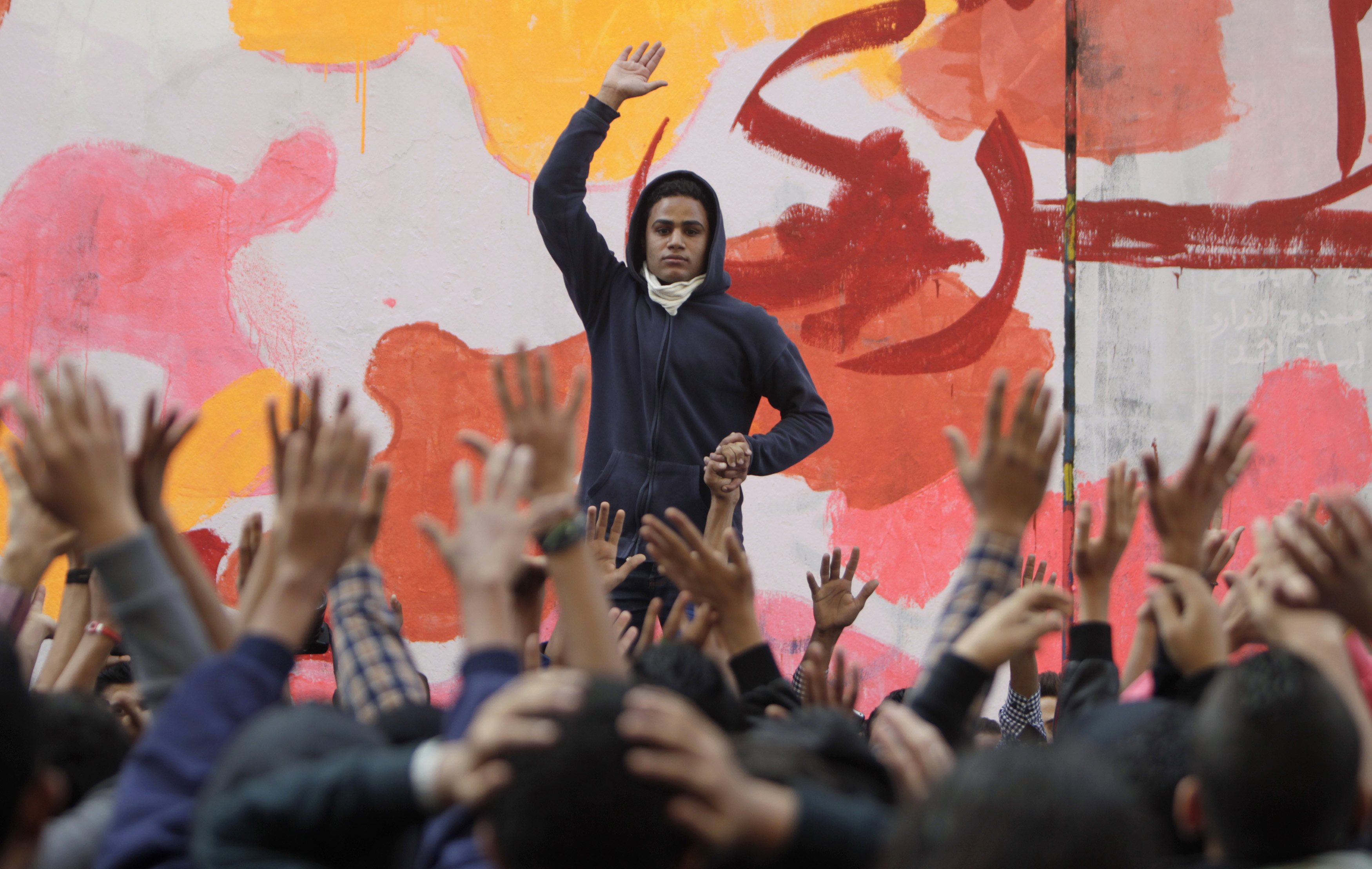 Clashes in Cairo's downtown on Mohamed Mahmoud anniversary