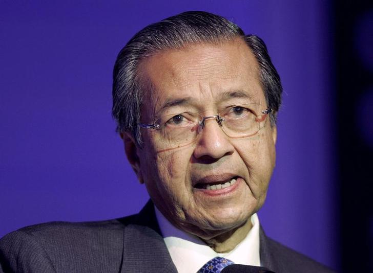 Muslim Brotherhood party to host former Malaysian Premier
