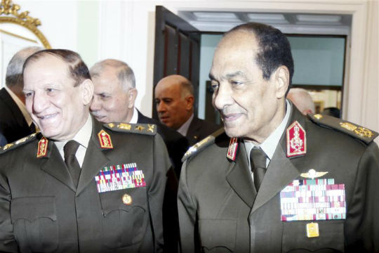Egyptian military source: 'SCAF won't let Brotherhood seize power'