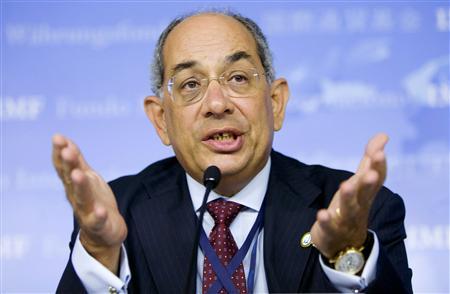 France arrests former Egyptian finance minister on Interpol warrant