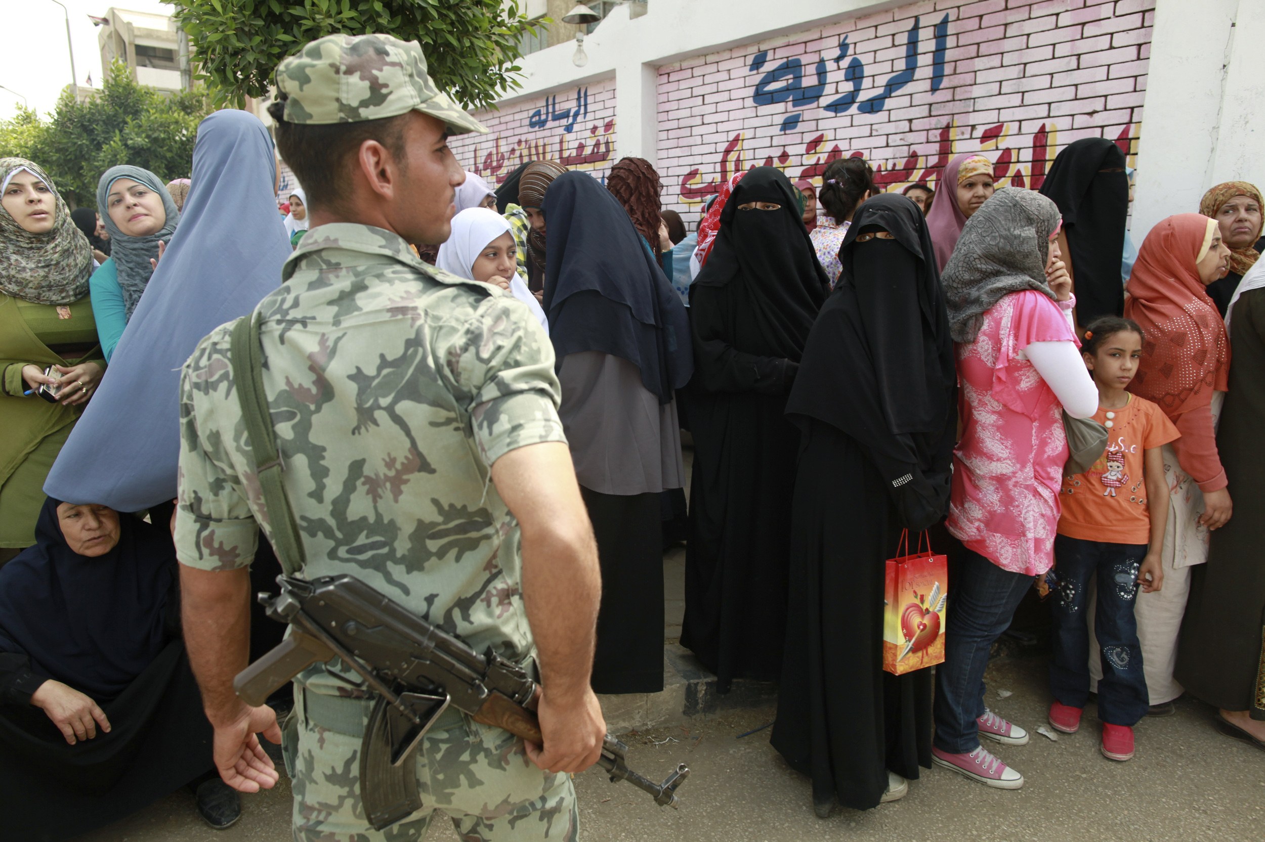 Mursi decision needed for armed forces to guard referendum