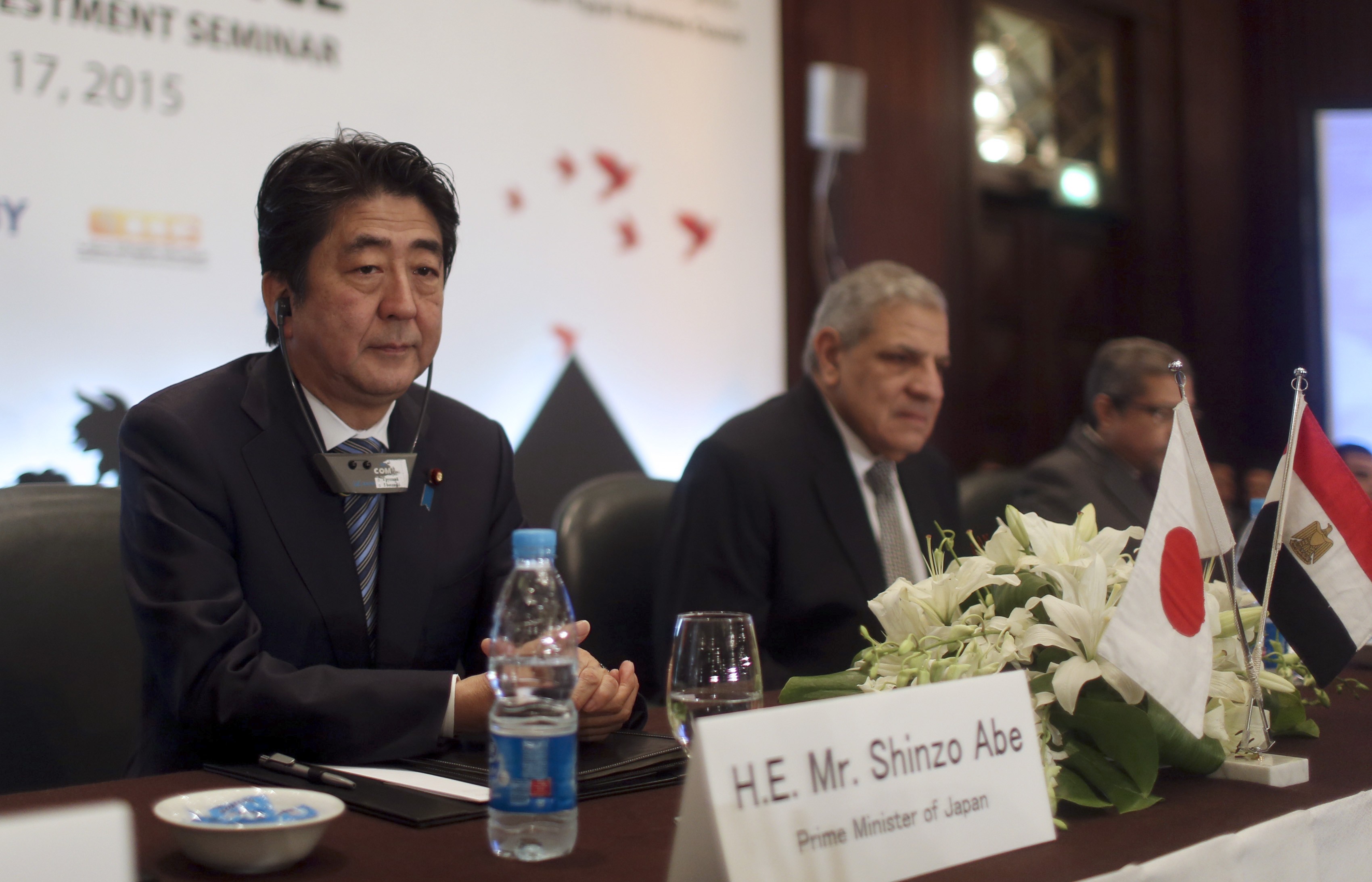 Sisi calls on Japan's businessmen to invest in Egypt