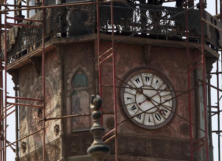 Egypt to shift clock one hour backward on Thursday