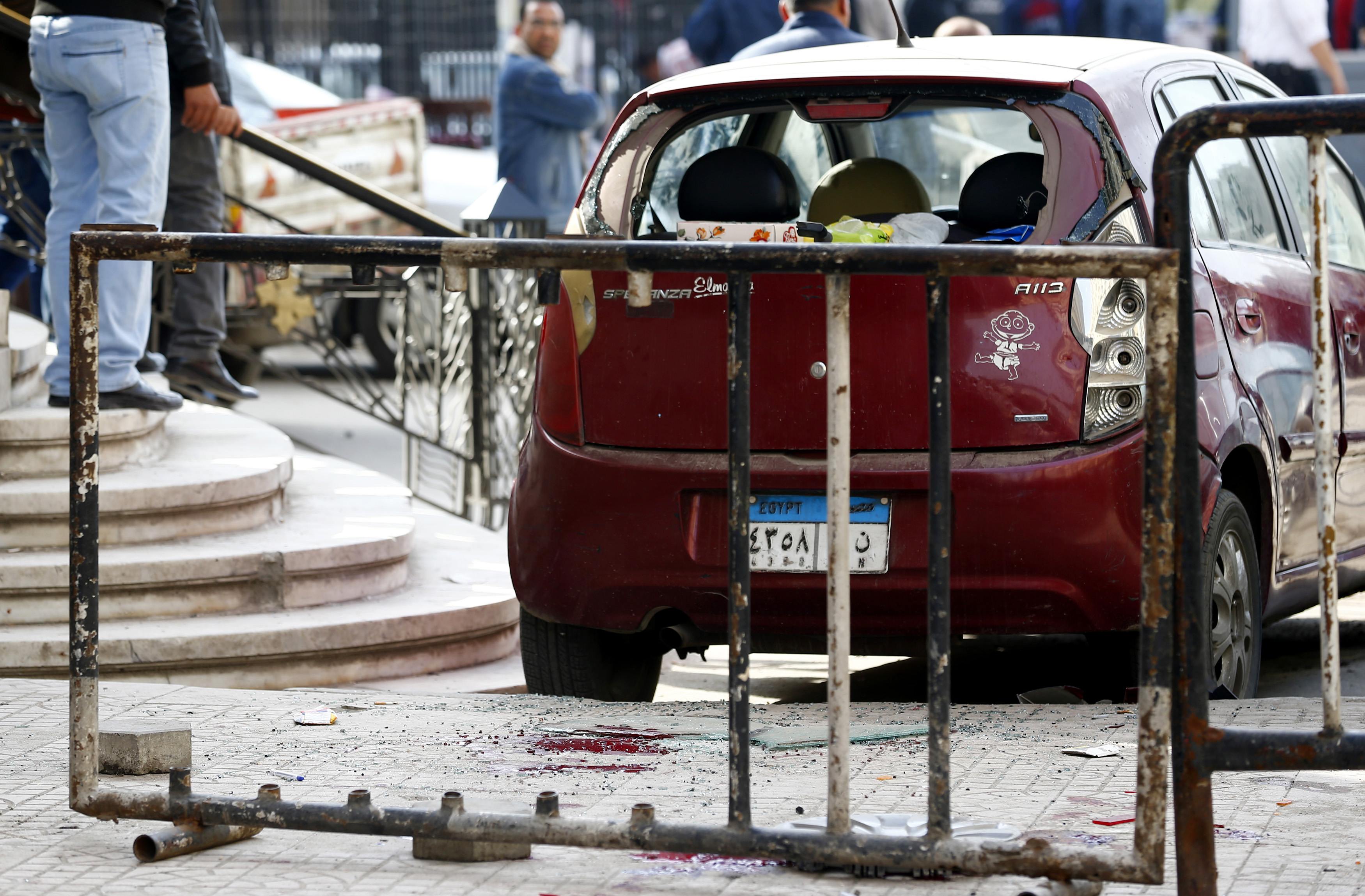 Pupil killed in blast outside Fayoum school - security official 