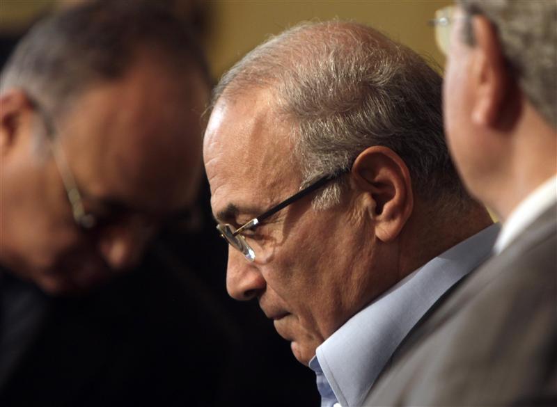 Shafiq says will support Sisi if he runs for president