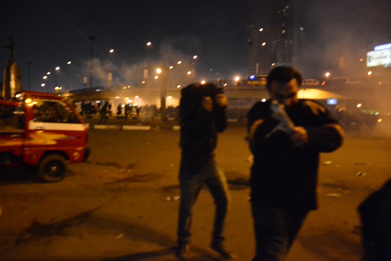 UPDATE 1 - 85 arrested in police dispersal of Mubarak acquittal protests - source