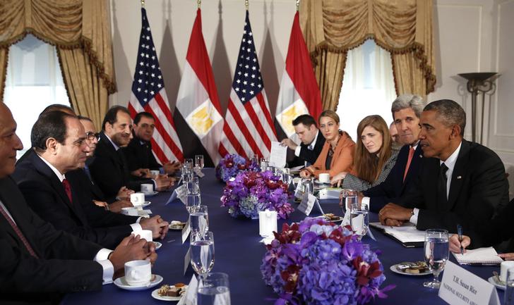 Obama lifts hold on U.S. military aid to Egypt