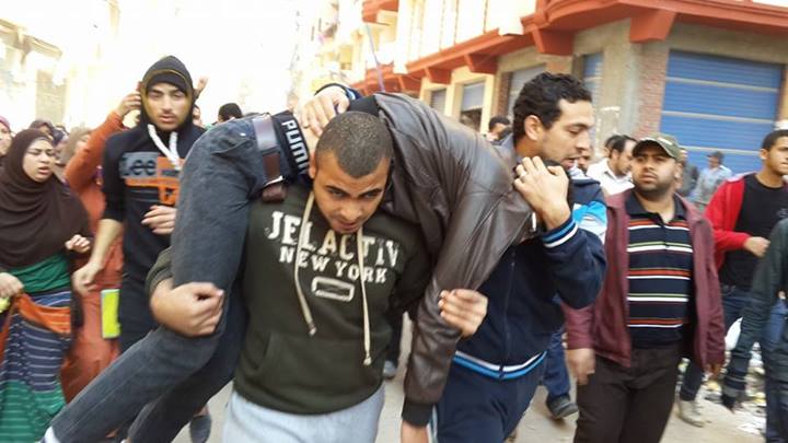 Brotherhood supporters clash with opponents in Alexandria