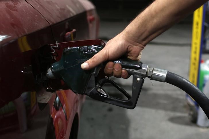 Egypt expects 25 pct savings on fuel subsidies due to cheaper oil