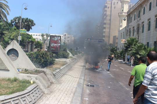 Police teargas pro-Mursi supporters in Alexandria