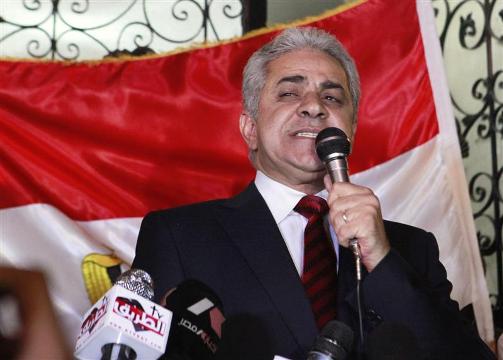 Egypt opposition calls off referendum boycott, seeks 