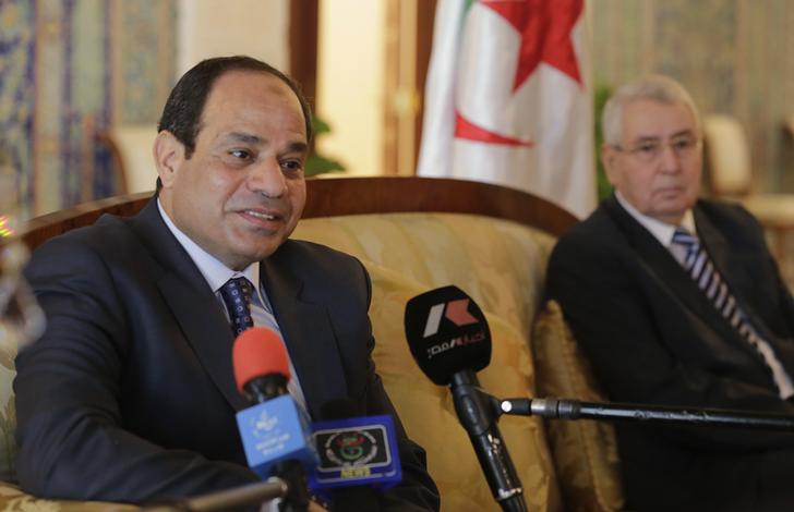 Egypt's Sisi arrives in Malabo, meets African leaders