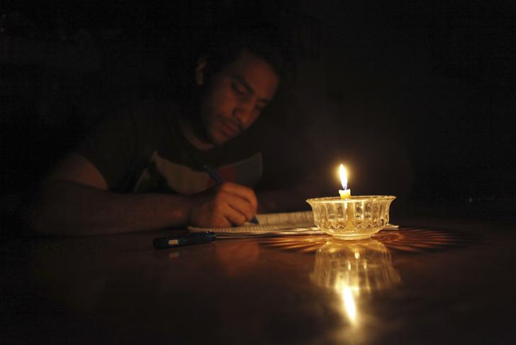 Power outages hit many parts of Egypt