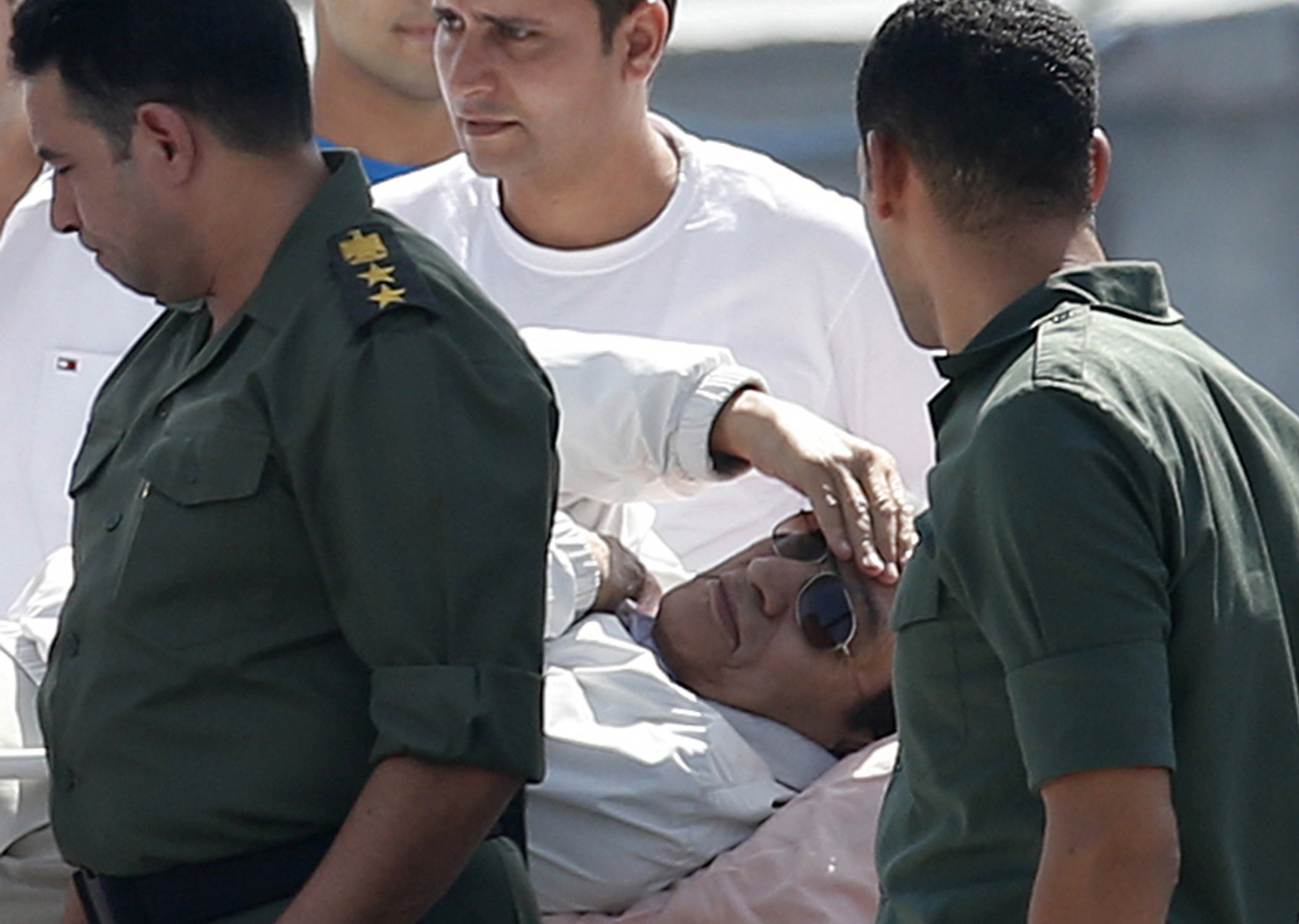 Court postpones decision on Mubarak's retrial for killing protesters 