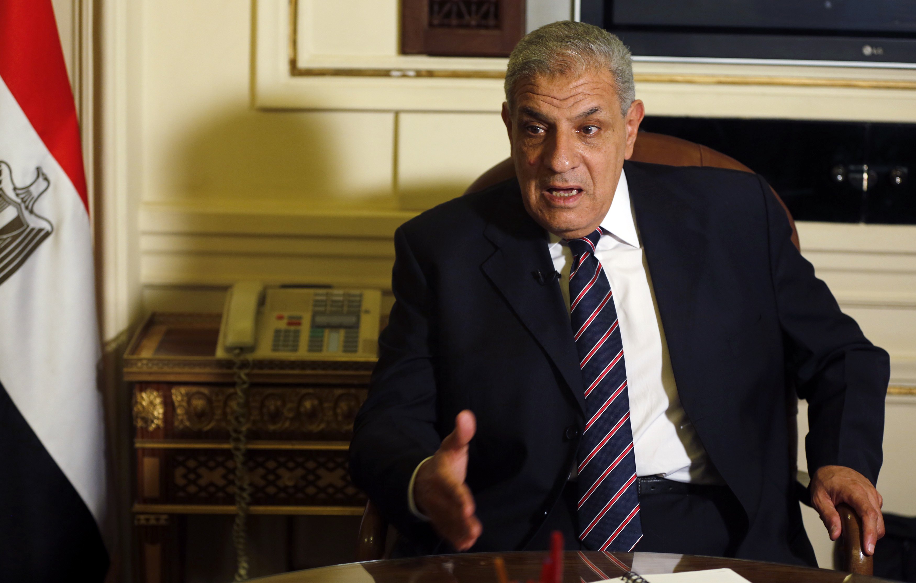 Egypt PM sees GDP growth accelerating to 4 pct in current year