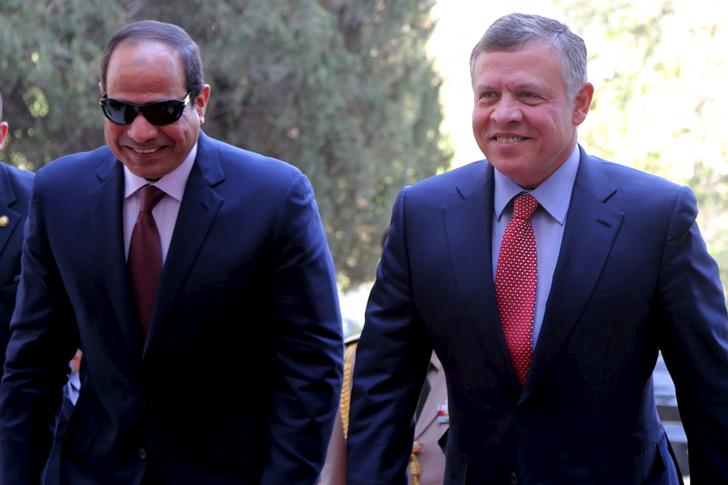 Egypt to host World Economic forum on MENA in 2016 - Sisi