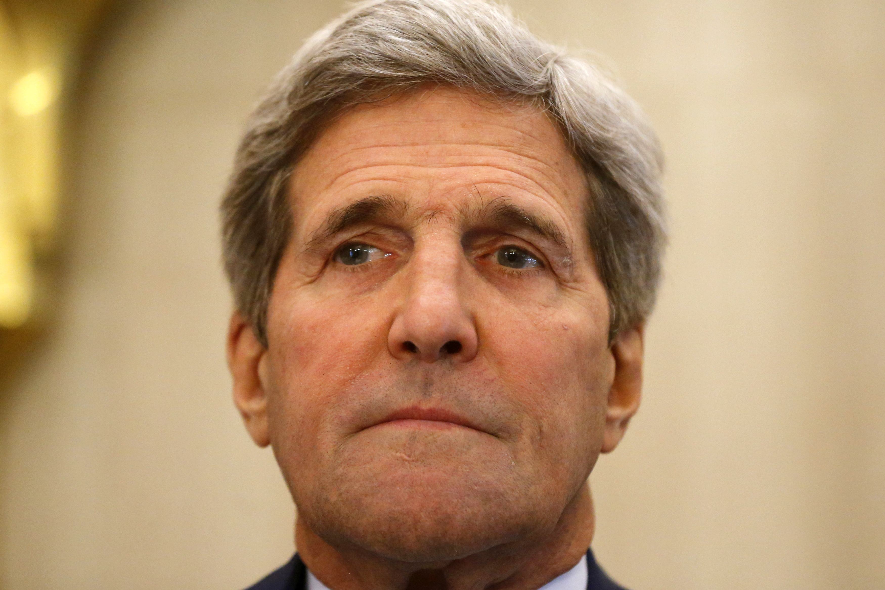 Kerry urges Hamas to end conflict, has 'constructive' Egypt talks