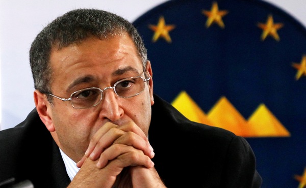 Egypt minister: started to devalue pound to solve repatriation problem