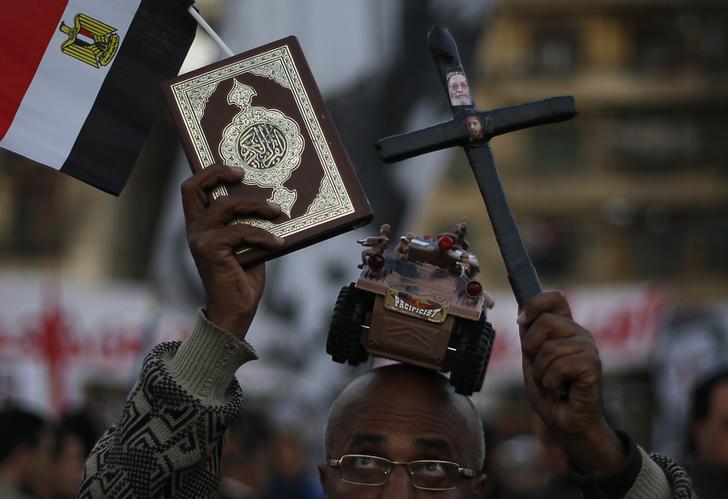 Egypt army shuts Tahrir ahead of Sisi's inauguration