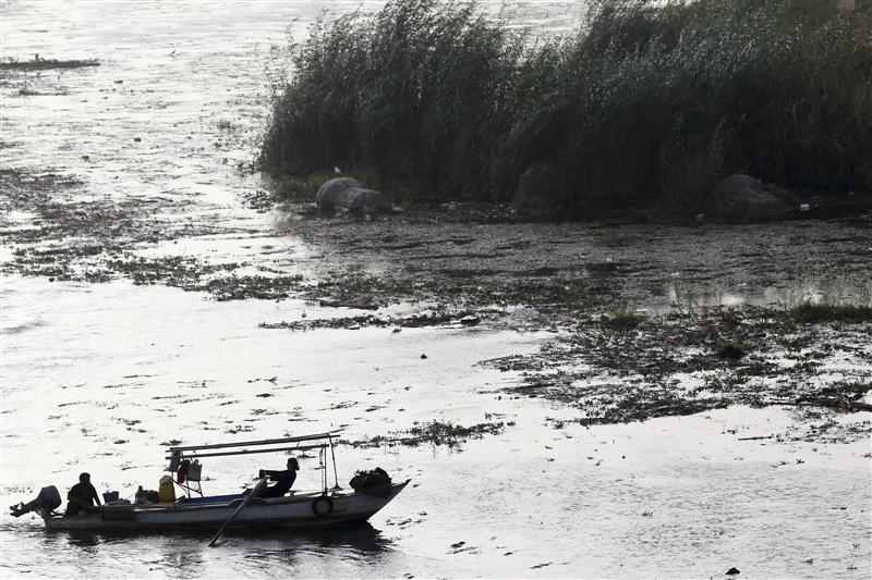 40 illegal immigrants dead as boat sinks off Egypt-Libya shore