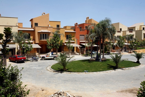UAE's Aabar buys 5.1 pct stake in Egyptian developer Palm Hills