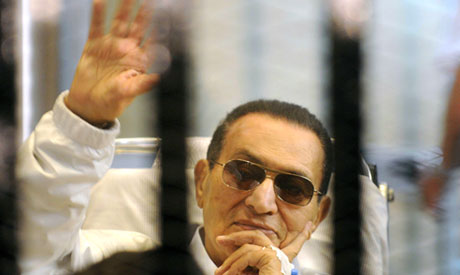 Hosni Mubarak arrives at court