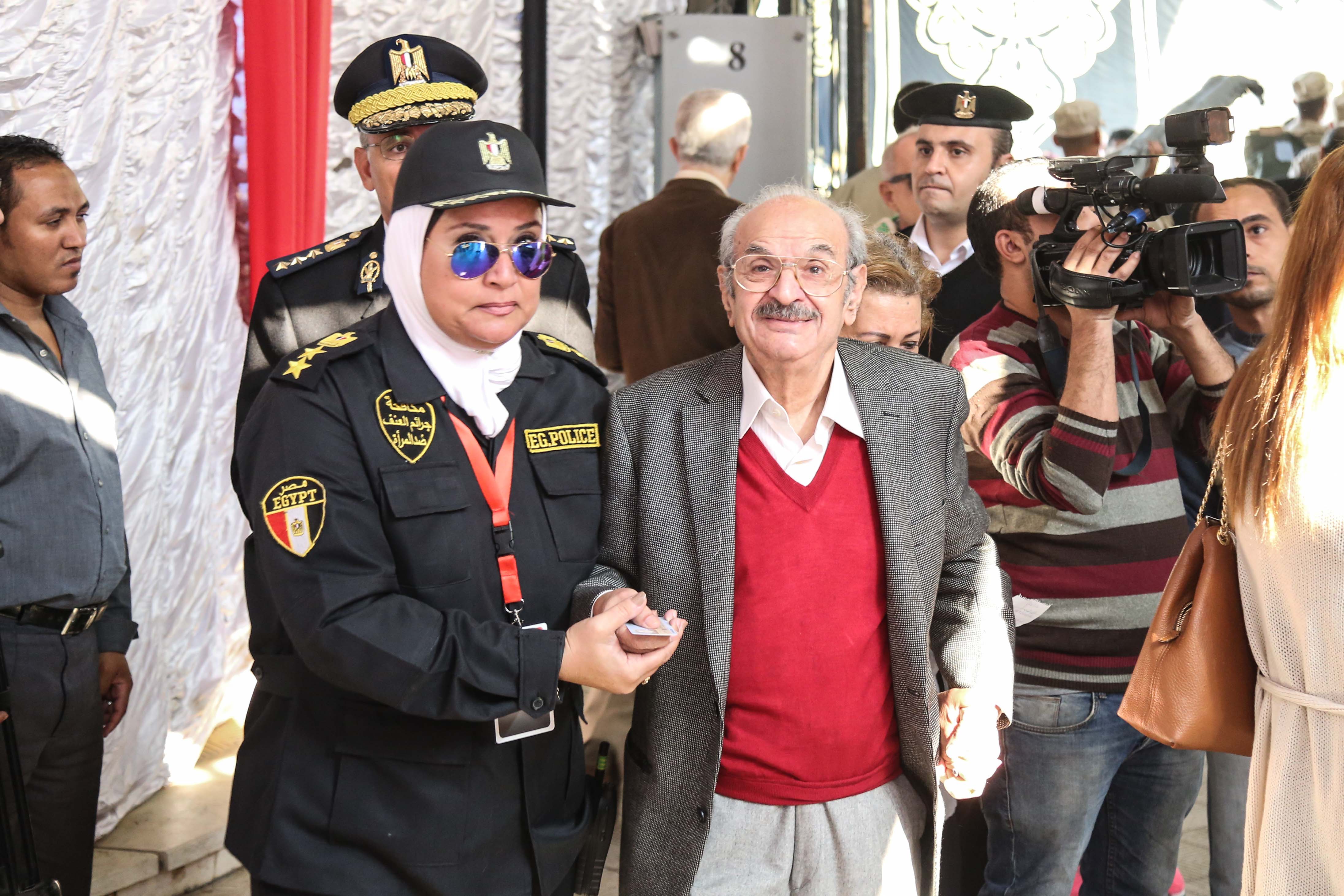 Egypt's parliamentary candidates observe 24 hours of electoral silence 