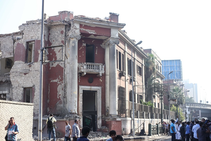 Egyptian foreign minister and Italian counterpart condemn Italian consulate blast in Cairo