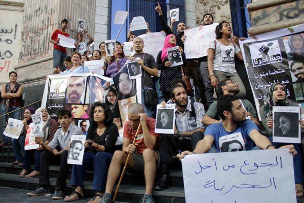 Protest in support of hunger-striking political prisoners
