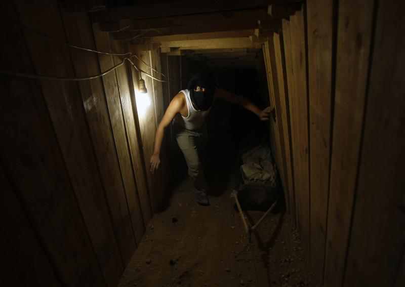 Egypt floods Gaza tunnels to cut Palestinian lifeline