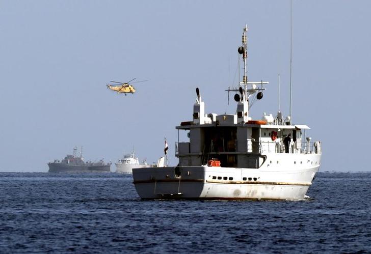 Egypt navy siezes weapon-carrying ship - military source