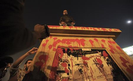 Egypt govt rebuilds martyrs' memorial in Tahrir Square