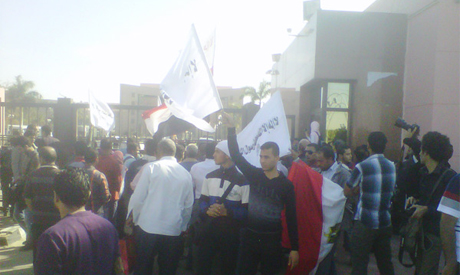 Dozens of Islamists protest demanding purge of Egypt's media