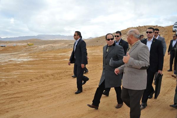 Sisi inaugurates 1.5 million feddan project in Farafra Oasis in Western Desert