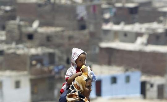 Egypt allocates 1 billion Egyptian pounds in state funds to develop slums