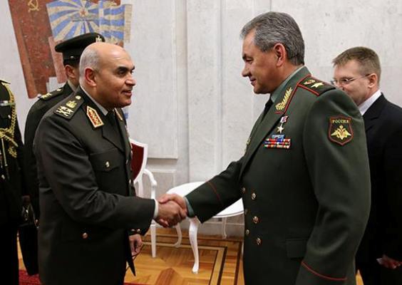 Russian and Egyptian defence ministers discuss cooperation amid regional challenges
