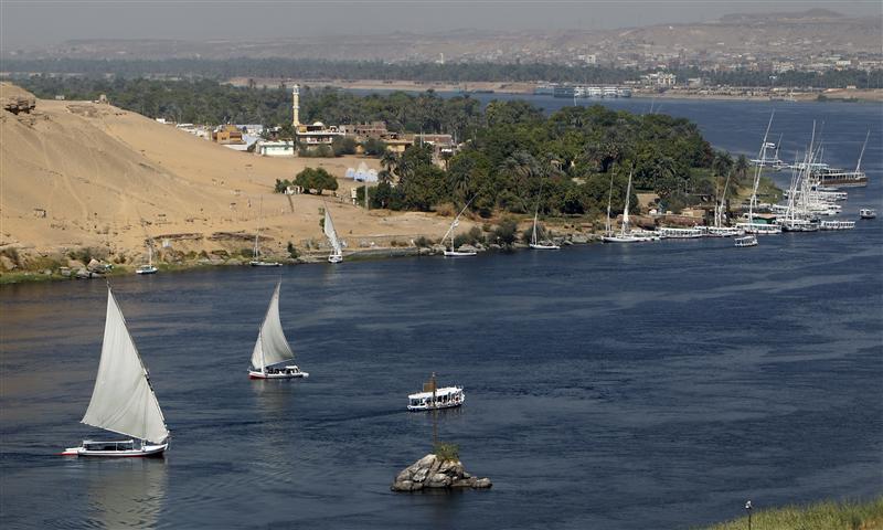 Ancient Egyptian noble tombs of 'virgin site' looted