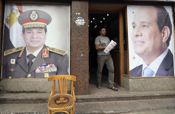 Unidentified attackers torch Sisi's campaign HQ in Sharqiya