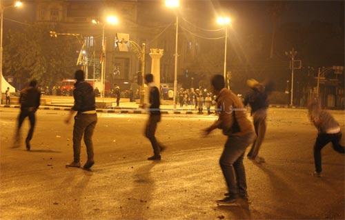 One dead, 50 injured in Mansoura clashes - Al-Jazeera channel