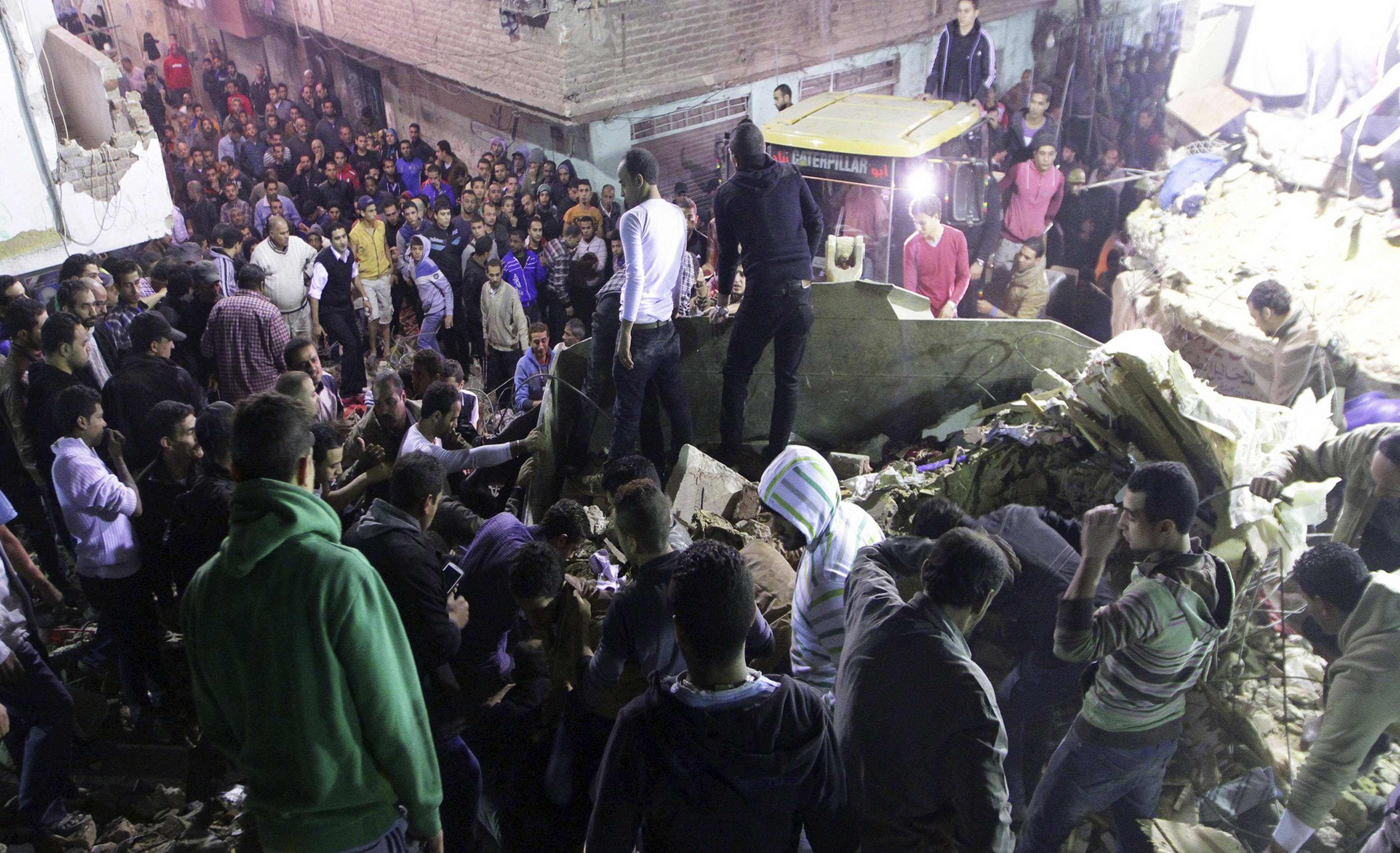 At least 18 killed in Cairo building collapse