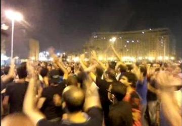 Pro-Mursi protesters stage brief return to Cairo square