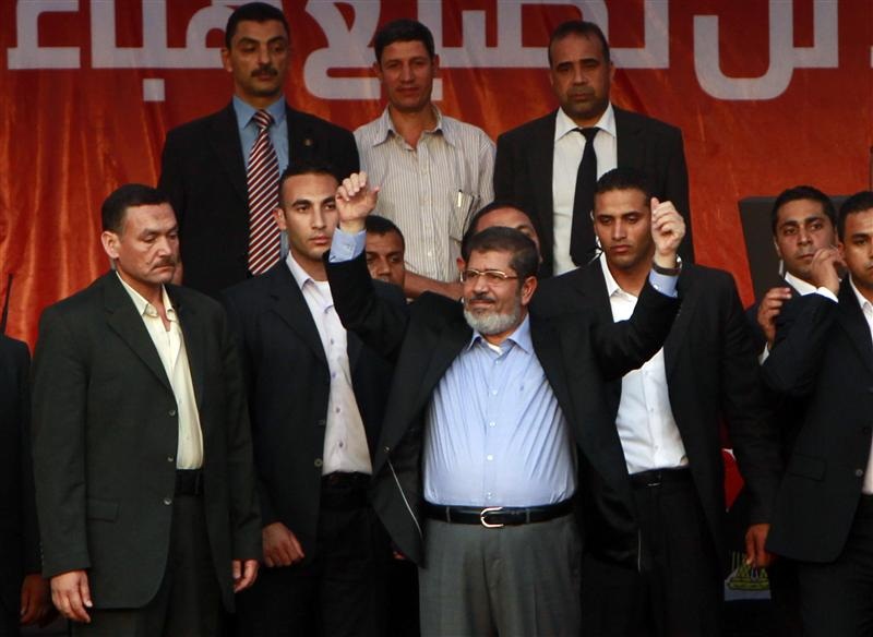 Mursi: 15 pct raise for state employees, pensioners, 50 pct for social security