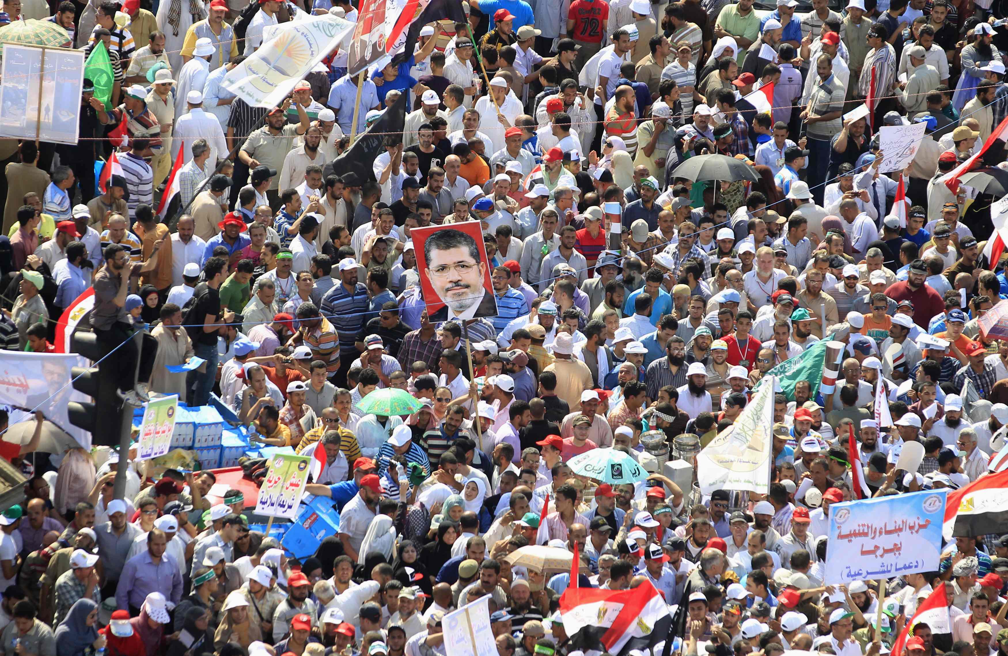 Mursi supporters continue sit-in at Rabaa Al-Adawiya 