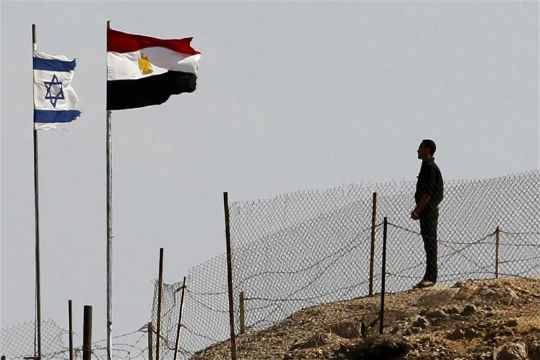 Israeli troops come under fire along Egyptian border - Israeli army