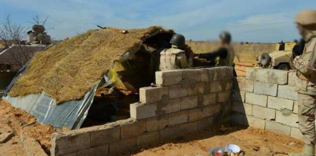 الجيش: مقتل 14 "تكفيريا" وتدمير مخازن أسلحة بوسط سيناء