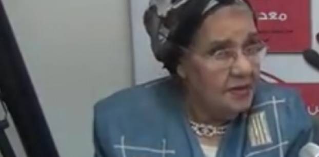 وفاة الإذاعية عواطف البدري شقيقة كريمة مختار عن عمر يناهز 88 عاما
