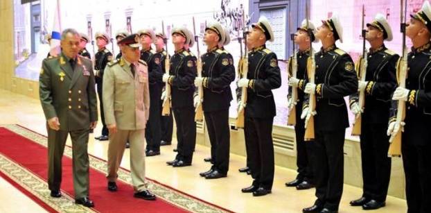 بيان: بدء تدريب عسكري بين قوات المظلات المصرية والروسية في 15 أكتوبر